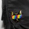 Przypinka tęczowa pride z kotem pin 001