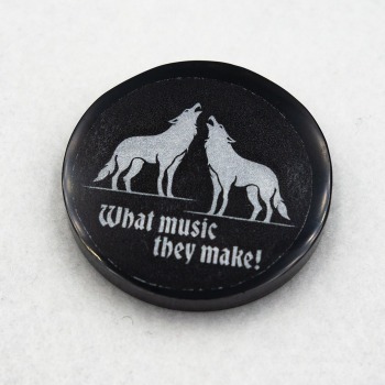 Magnes gotycki z żywicy z wilkami magnet Goth 001