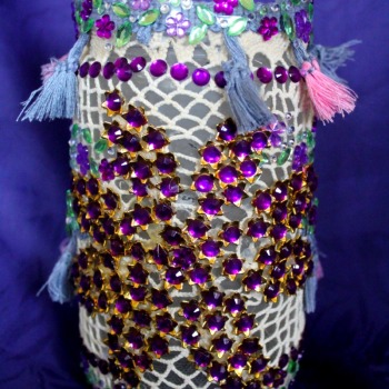 Rubinowy kwiatowy lampion